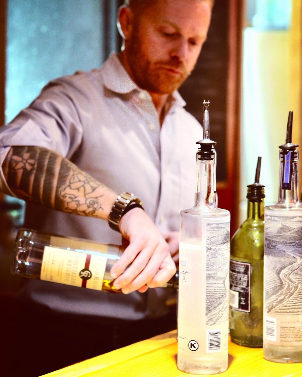 coldrivervodka's tweet photo. #coldrivervodka #coldrivergin #mainespirits #harpandhartwines #vodka #gin #distillery #freeport #maine #greenthumbfarms #distilling #potatovodka #potato #glutenfree #kosher #buylocal #supportlocal #industrynight #vip #coldriver https://t.co/aXJvbn8Uvh