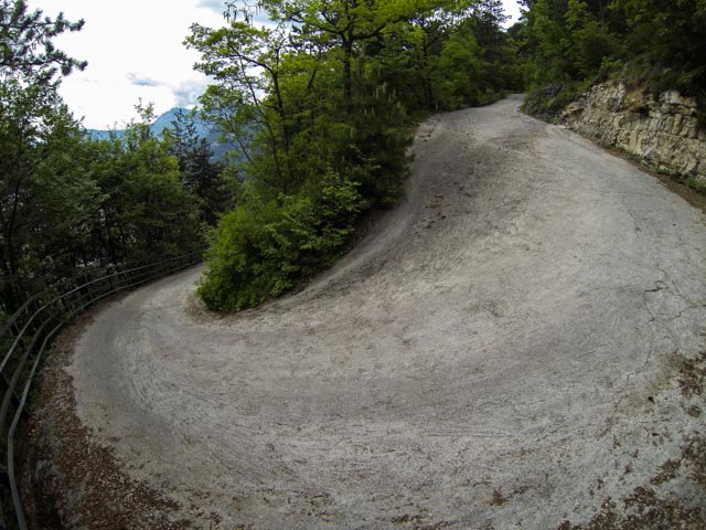 amantes_cycling's tweet photo. Malga Palazzo (Trento, Italia🇮🇹)

- Longitud  7,2 km
- Pendiente  Media 17,3%
-Desnivel acumulado 1.316 m
- Pendiente  maxima 45%

- Rozando lo inhumano https://t.co/YaOBeu7jEx