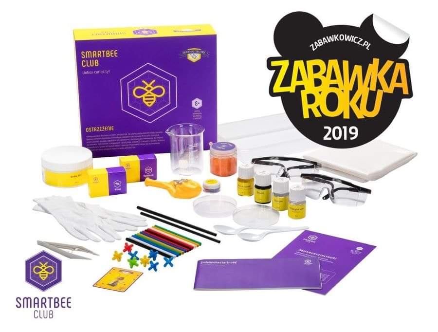 ClubSmartbee's tweet photo. Nasz BeeBox Zmiennokształtność został wybrany Zabawką Roku 2019 w Kategorii Zestawy Kreatywne! https://t.co/zMyjnTyFur
#zabawkaroku2019 #zabawkaroku #smartbee #szkoła #nauka #dzieci #kids #zabawa #stem https://t.co/sqOgU4lzbh