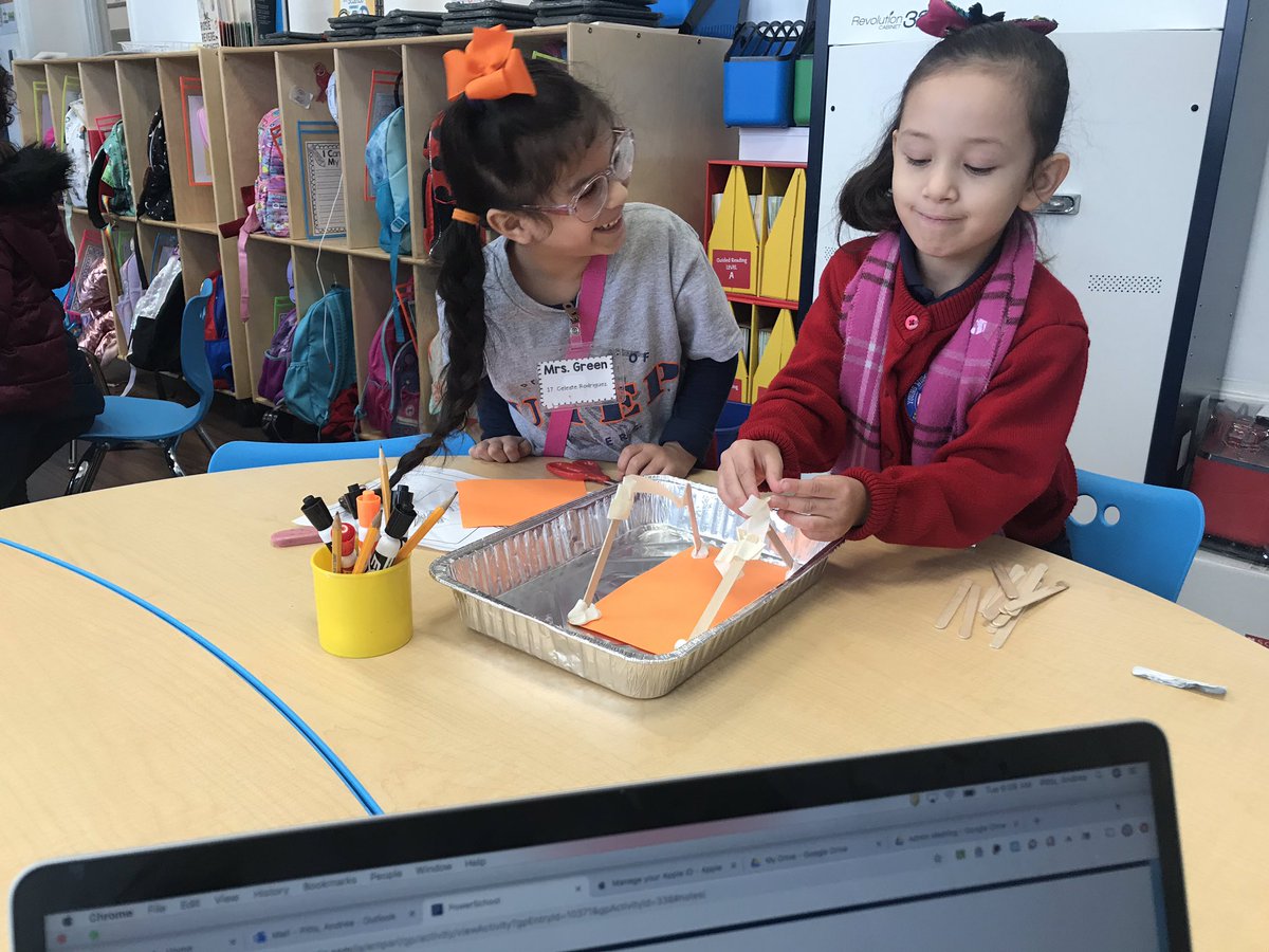 AndreaPitts86's tweet photo. Learning about severe weather through STEAM Integration. Our kindergarten students designed homes to withstand a simulated hurricane! #futureengineers #YWLAP @YoungPrimary #YWPN @ywprep #fearlessgirls https://t.co/o8TtmZ6ZO2