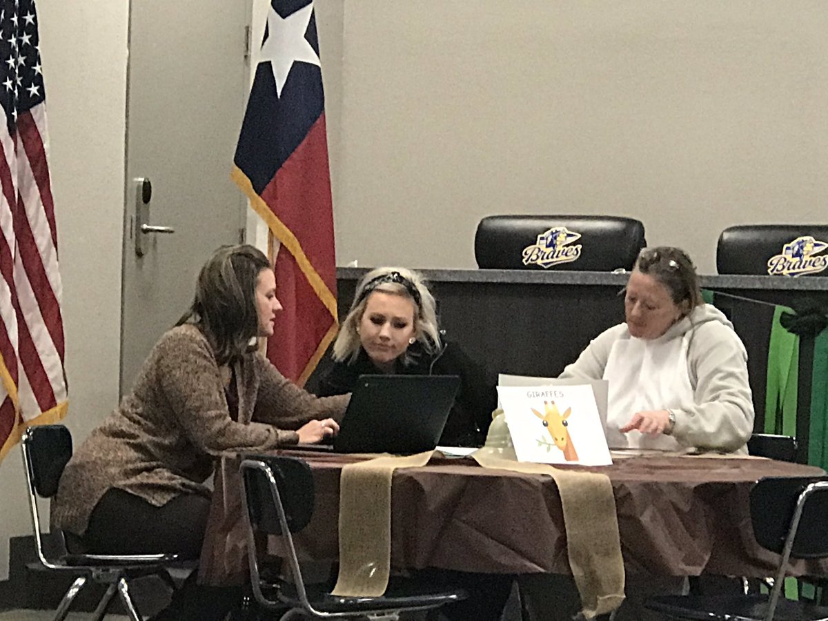 ccottongame71's tweet photo. RCA here we come!! @communityisd https://t.co/P4AnGpWfhT