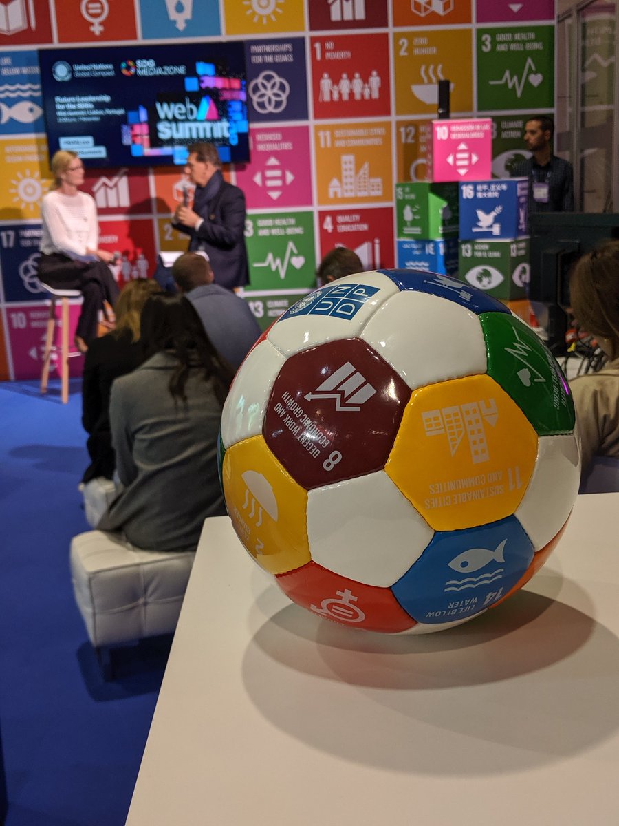 AZ Fundchain tweet media