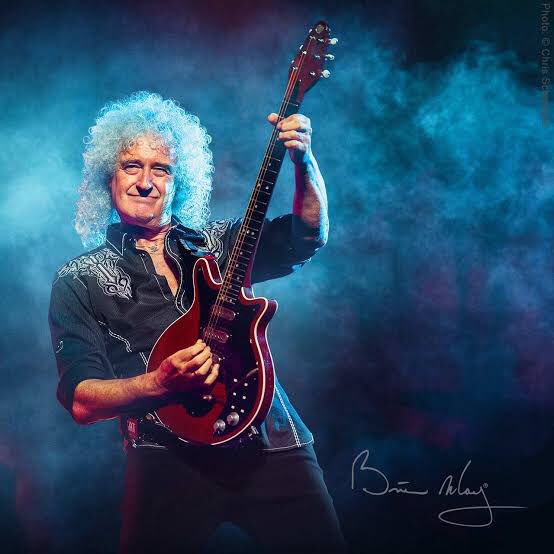 frida_violin's tweet photo. Me molestó mucho ese tweet de la persona que dice que los ingenieros son superiores a los artistas así que abro hilo de personajes históricos y celebridades que han sido tanto ingenieros como artistas. Comienzo con Brian May, astrofísico y guitarrista principal de la banda Queen. https://t.co/57QRC2Jeok