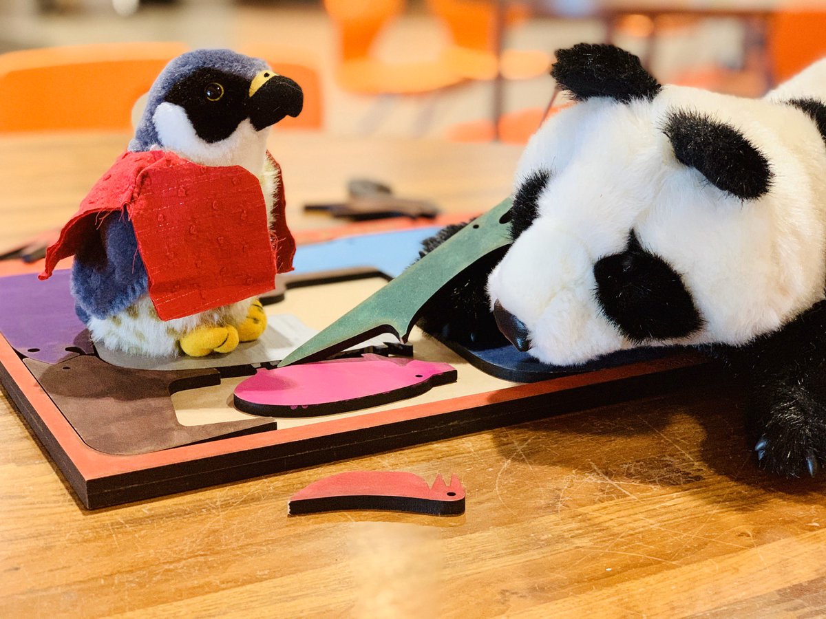 STEMFalcon's tweet photo. I wanted to #BeLikeFred for #WorldKindnessDay2019 and I found a friend at #CREATEaz at @AZScienceCenter who had trouble putting a puzzle together. I asked her if I could help and we worked together. She smiled and told me she liked what I wore for #CardiganDay. https://t.co/dpAqEsvxSK