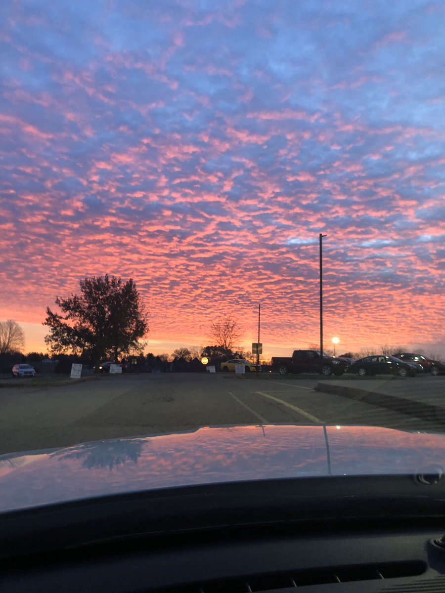 TaylorZemba's tweet photo. No filter needed. God is so good 🤩💗 https://t.co/430RfpyOXq