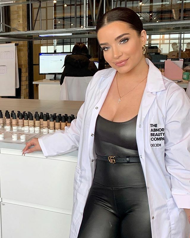 Being in the industry for over a decade I’ve seen some really great and some not so great products, today was such a pleasure helping bts as a consultant for <a href="/deciem/">DECIEM</a> on a new beauty product launching soon!! #deciem #makeup #comingsoon ift.tt/2O9hmcT