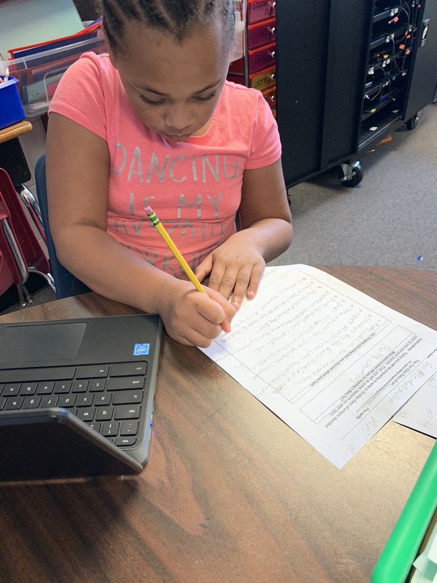 miss_campbell5's tweet photo. Who knew writing could keep the attention of my fifth graders. We are learning about how we can use ideas from the mentor text Diary of a Worm. The kids picked their own animal, researched facts, and are writing fiction journal entries #teamnathanaelgreene #writingcanbefun https://t.co/UErZb3slfz