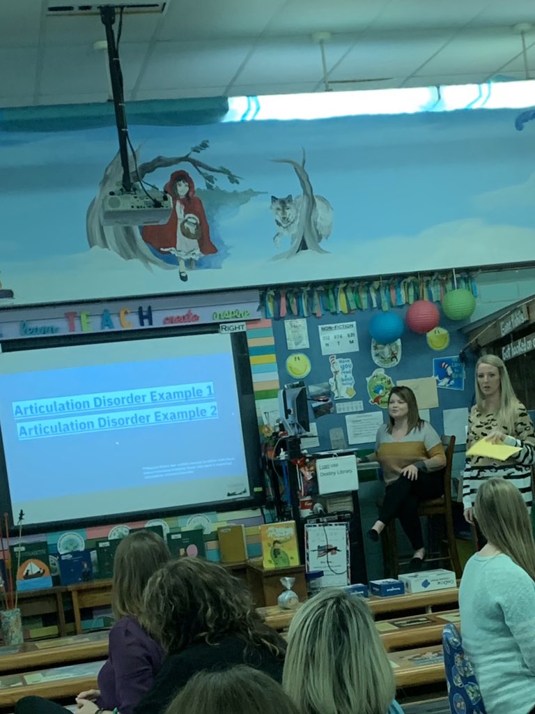 shminard's tweet photo. Thanks to the Bellaire Elementary staff for letting us share information about communication disorders! @CandiceF16 @bpsb_slps #thebestaccessory https://t.co/ieUXlu46C2