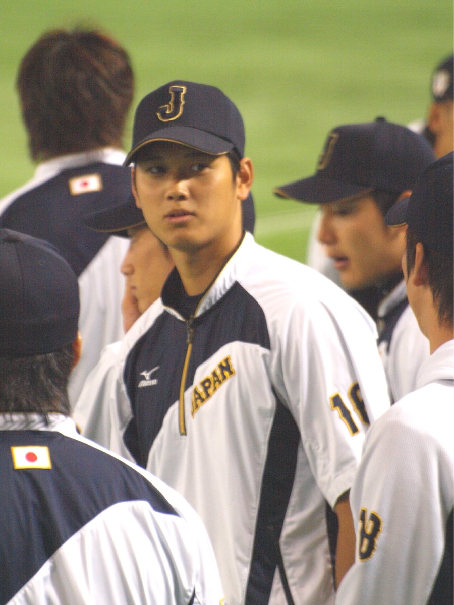 そらこ 11月14日 ５年前の日米野球と４年前のプレミア12 懐かしいジャパンユニ背番号16です 大谷翔平