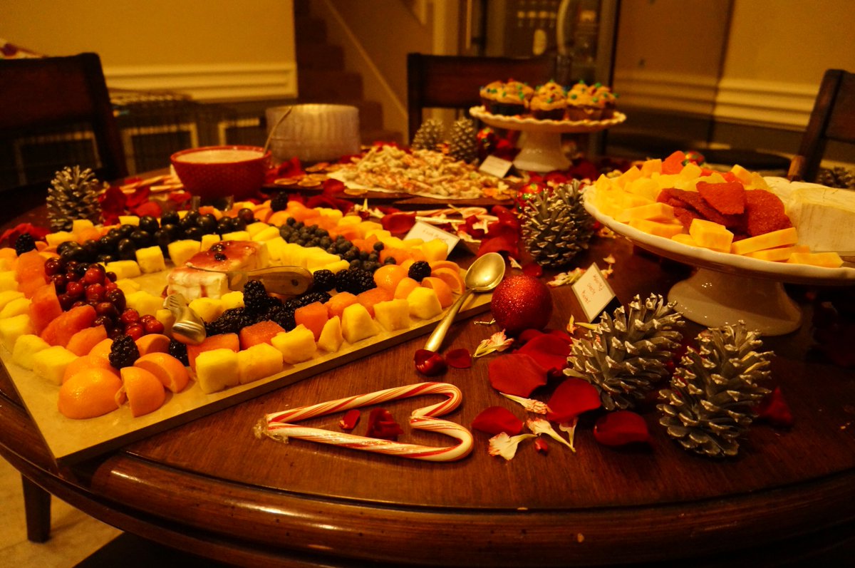 #holidays #season #parties #party #gatherings #food #catering #foodcatering #staffing #christmas #thanksgiving #houstoncatering #houstonholidays #holidayseason #dessert