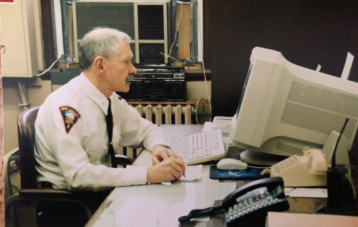 Local1522's tweet photo. It is with a heavy heart we pass along that Retired BC Ed Murphy recently passed away. He was a staple in the community and we often got to catch up with him as he would pass by Fire Headquarters on his way to volunteer his time at Shaw’s Mansion. https://t.co/zCWpWzPgM9