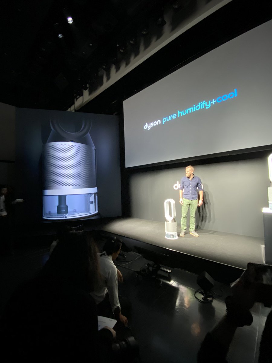 nobi's tweet photo. Dyson初!
空気清浄、加湿、そして空気循環の3つの機能を併せ持つdyson pure humidify+cool。
加湿器が重要になる季節に合わせて世界に先駆け日本で発表!
#dysonJP https://t.co/AqYM8QDtxP