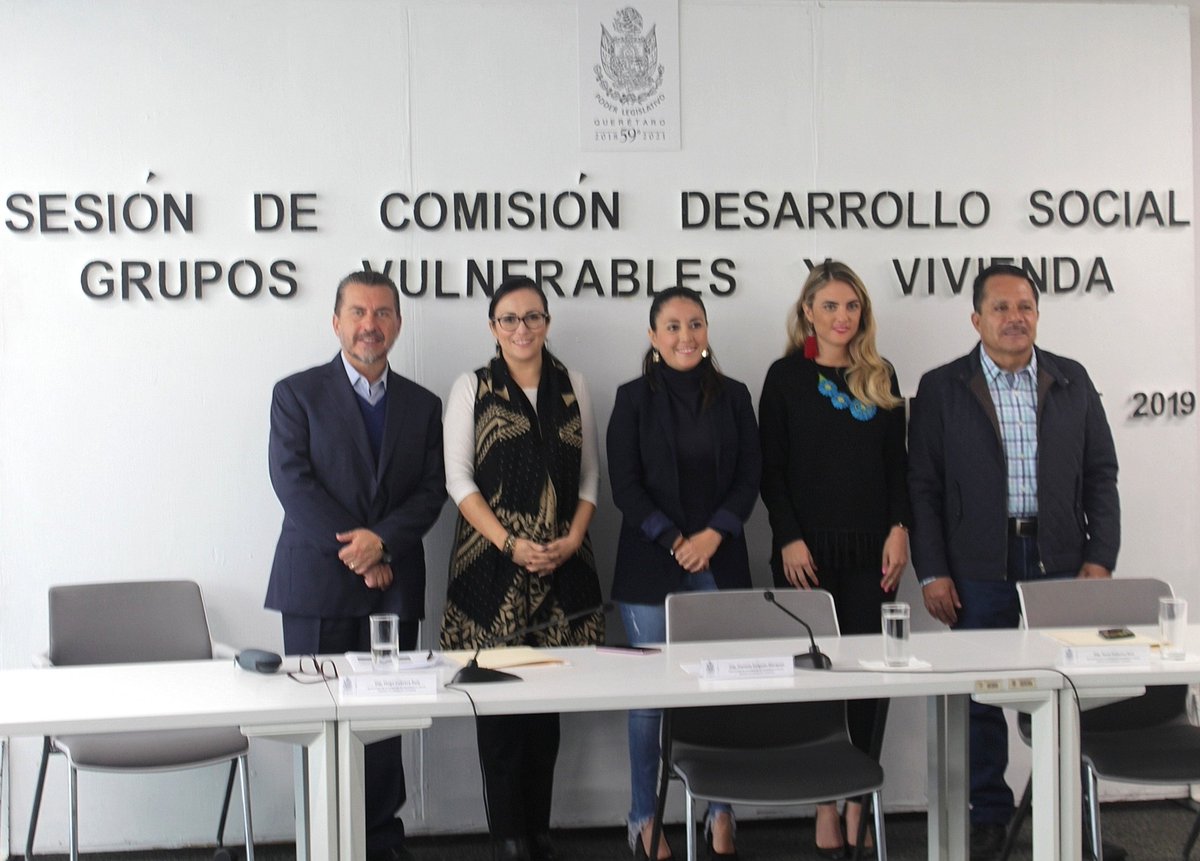 Letyrubiomts's tweet photo. En Sesión de la Comisión de Desarrollo Social, Grupos Vulnerables y Vivienda, se aprobó la Iniciativa que exhorta a la @SADER de @GobiernoMX  a que elimine el criterio VI de las Reglas de Operación del #ProgramaDeConcurrencia con las Entidades Federativas. @Legislatura_Qro https://t.co/ljJ3rQrb3B