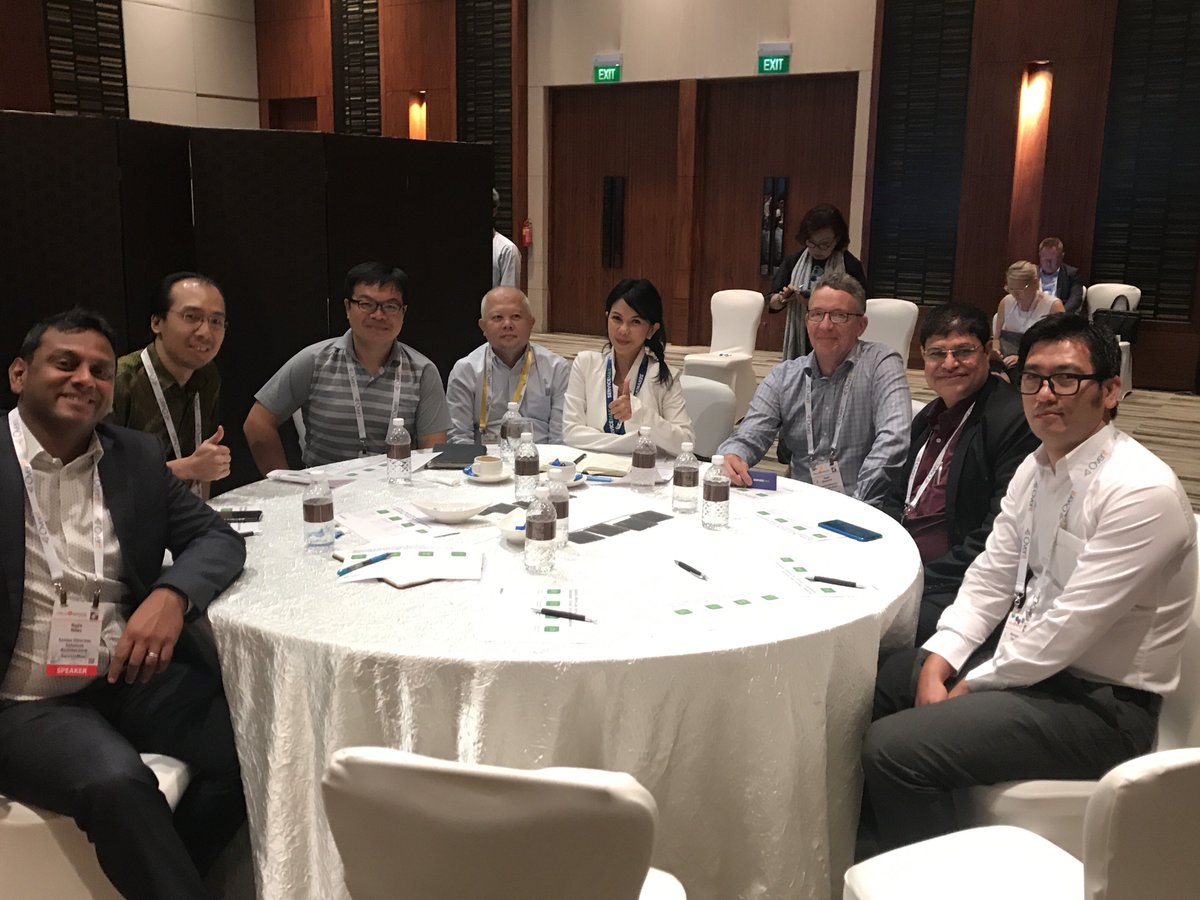 ServiceMax's tweet photo. Our roundtable session earlier this week at #FieldServiceAsia! Make sure to attend our keynote on field service trends at 11:20 AM SGT.
@fieldservicewbr #fieldservice #Singapore https://t.co/iAfsNnd6Nc
