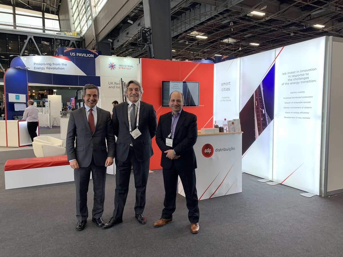 energyTorresEU's tweet photo. #EDPDistribuição #Labelec #EDP @EUW_live major spot for networking 😃 #Paris https://t.co/wHRe3fjSLM