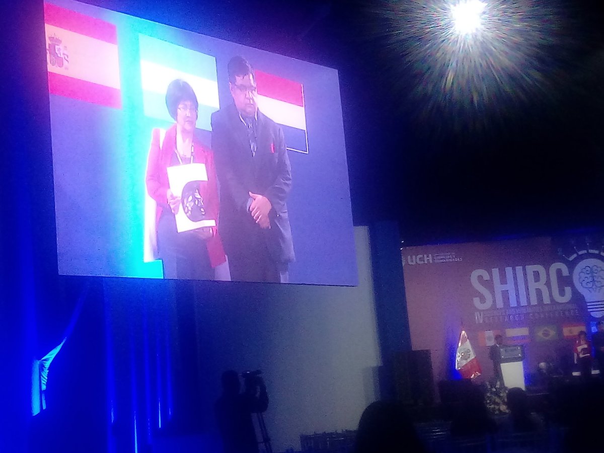Estrell89084476's tweet photo. Gran expositora 
Maricela Curisinche
 #SHIRCON2019 #SOMOSUCH https://t.co/SiiGKP4c0U