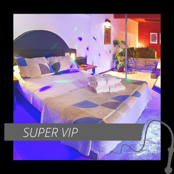 MotelCozumel's tweet photo. Regálate o regala una #nocheVIP aprovechando este #1313 en el #CozumelVicuña. Las habitaciones #VIP y #SuperVIP pueden ser tuyas por 12Hrs de alojamiento a:
#VIP x 12Hrs $43.875.-
#SuperVIP x 12Hrs $48.375.-
Ingresa ya aquí -> https://t.co/TTpcpHrN7k #ElqueQuierePuede 😎 https://t.co/Tqn65gfdCQ