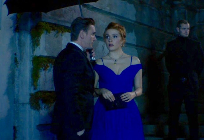 DrewCrewWriters's tweet photo. Do you have your formal wear on?
You DON’T?
The Live Tweet invite said black-tie!! Quick, get on a suit before the recap ends. THE PARTY STARTS NOW, CREW.
#NancyDrew #LiveTweet #VelvetMasque https://t.co/Vkb3KuPDxZ