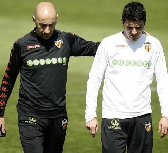 Con la retirada de <a href="/Guaje7Villa/">David Villa</a> el fútbol pierde un magnífico jugador. Afortunadamente, podremos seguir disfrutándole como persona. 
¡Se te echará de menos en el verde! 
Mucha suerte 👍🏻🍀