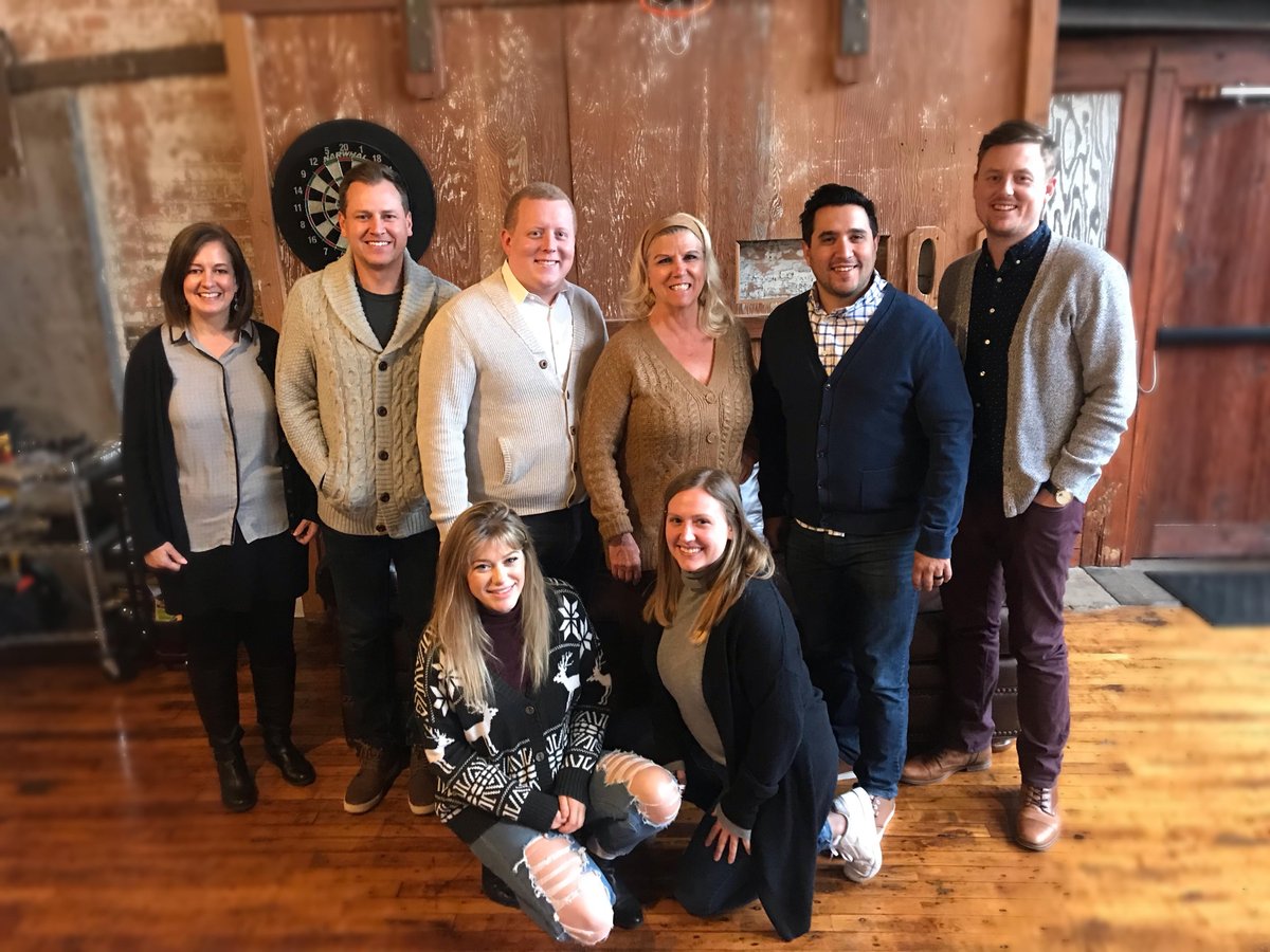vomoapp's tweet photo. Happy #NationalCardiganDay from the neighborly team members of @vomoapp
Join us for our Be A Neighbor Campaign that's starting this Saturday, Nov 16! by serving and showing what it means to be a good neighbor. Find out more visit https://t.co/ywa8wPNkpQ #BeANeighborCampaign https://t.co/eAyitqYAIl