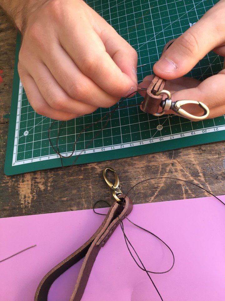 die_Tueftelei's tweet photo. lässige Keyhager - genau im letzten Herbst Workshop  #dietueftelei #werkstatt #makersgonnamake #tinkering #werkstation #instadiy #makersmovement #makers #ourmakerlife #makerspace #mobilefablab  #München #089make https://t.co/Yr5TZdqdBs