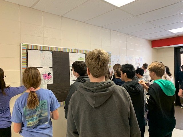 Mrs_LRose's tweet photo. 8th grade students learned about foreign policy through metaphors in social studies today! #d57learns #digitald57 @TeachTCI https://t.co/l6VAAqQnhW