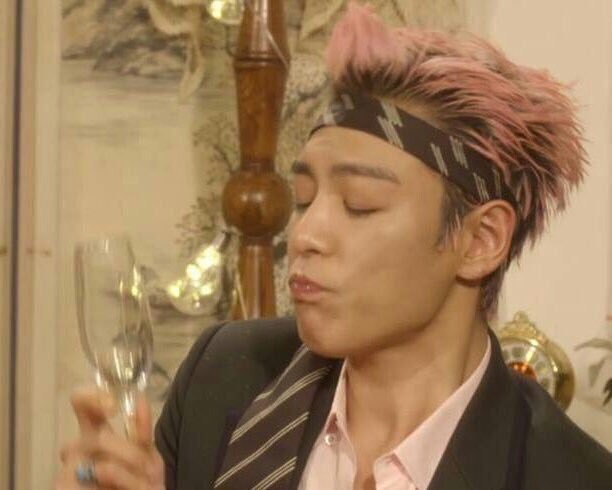 A thread of BIGBANG being memes: