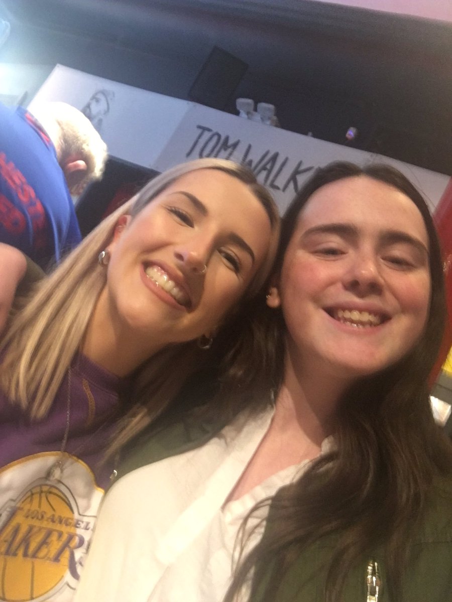 Laura O'Reilly 🧡🤍🩷 tweet media