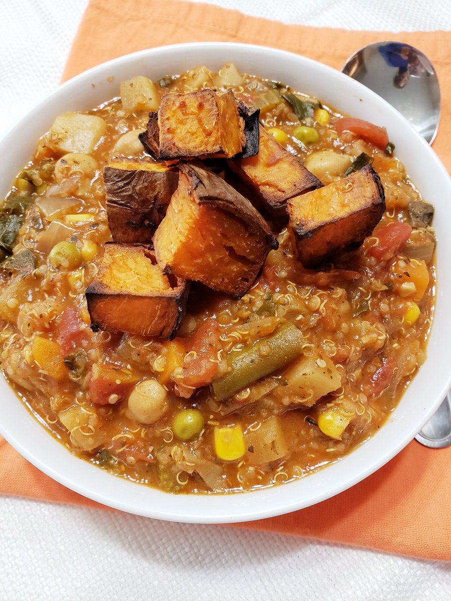 Get2dRootHealth's tweet photo. Freezing degrees outside calls for stew! This new creation: Quinoa Veggie Stew with Sweet Potato Croutons! Can't wait to create a blog on for the stew! Yummy! Stay tuned! #WholeFoodPlantBased #WeAreWhatWeEat #OurHealthIsOurWealth #Get2dRoot #EatRealFood #SaltOilSugarFree https://t.co/y4RSOKklXL