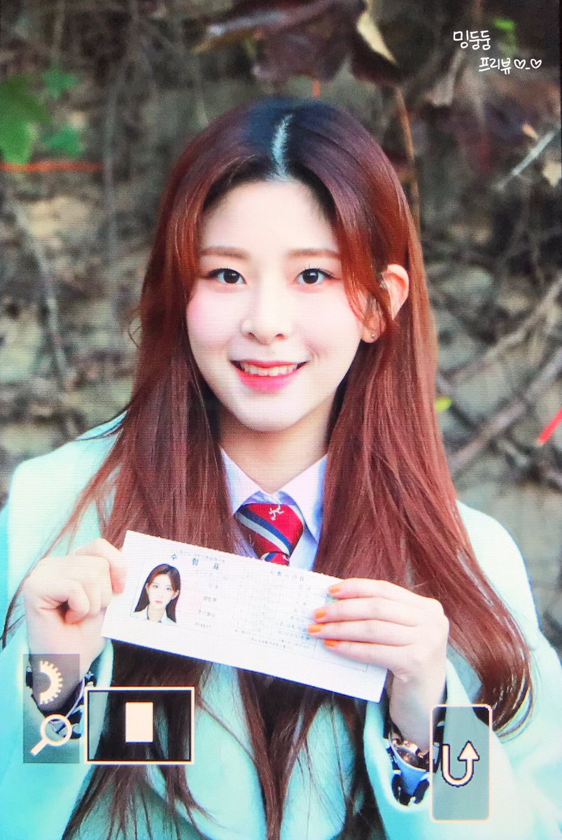 _mingdungdung's tweet photo. 191114 수능 프리뷰

밍두야 수능 잘 보고 와!! 🙌🏻

#민주 #강민주 #MINJU #ミンジュ
#공원소녀 #GWSN #公園少女
@kiwipop_GWSN https://t.co/68cTfUjqdm