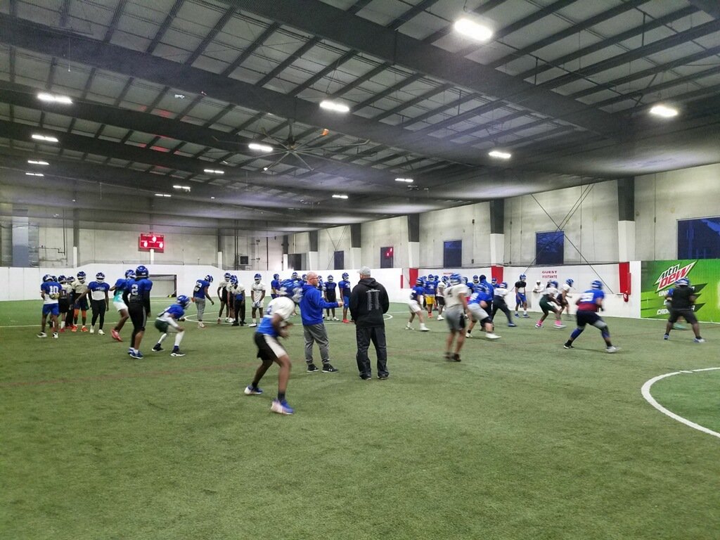 NBCSDrive's tweet photo. Phillips and Mount Carmel: two teams with great things to say about one another.🎥🏈

Saturday's game is no Prep Bowl.

This IHSA playoff matchup is the "South Side Super Bowl."

Story later this week on @NBCSDrive; highlights/postgame on Saturday's HS Lites, 11 p.m. @NBCSChicago https://t.co/xGlI0fXhwN