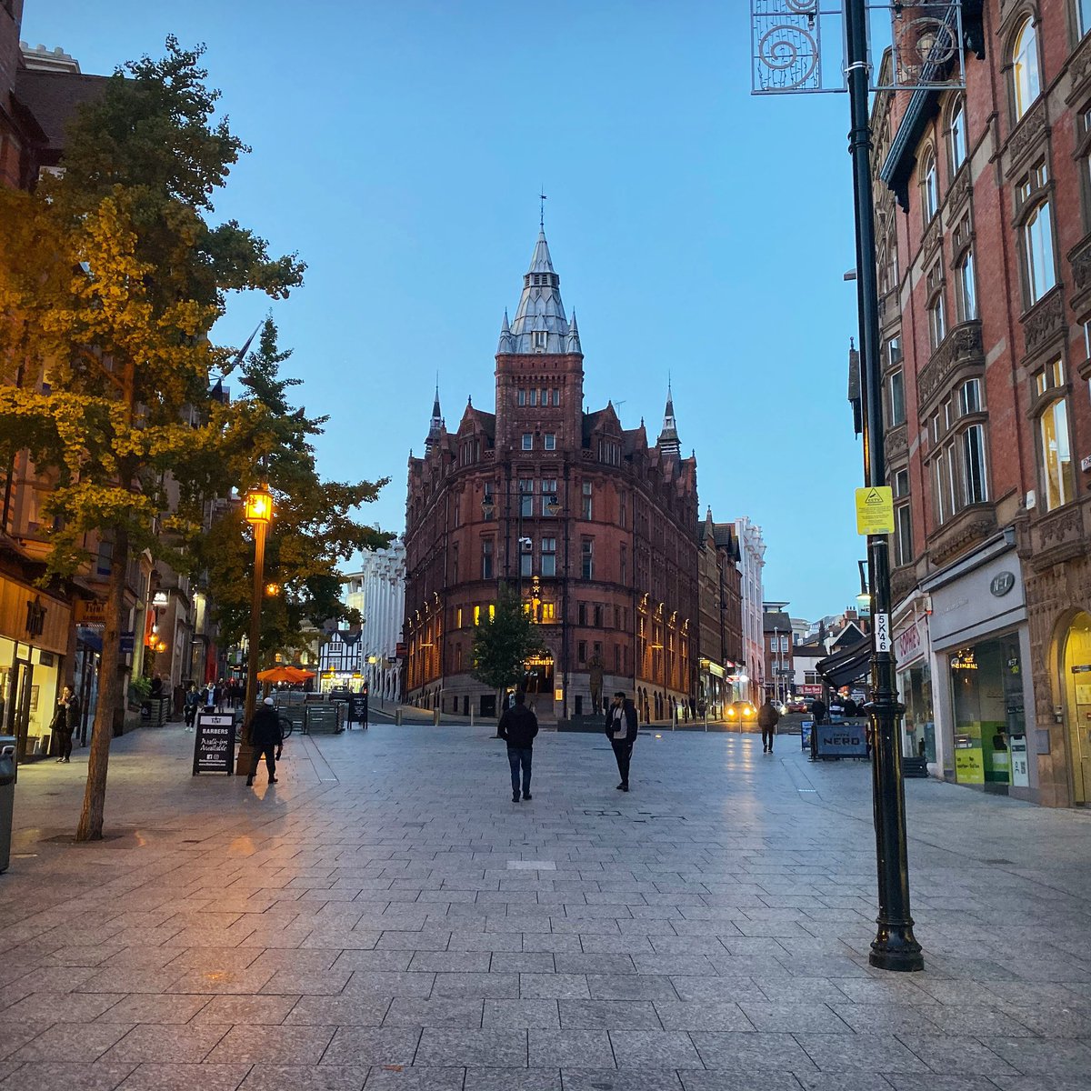 wanderingexp's tweet photo. Looking back on my trip to the UK a few weeks back, and I can’t help but think I’m living in the wrong place. Do I take the leap and make the move?
#Nottingham #UnitedKingdom #UK #TheAlchemist #WanderingExplorer #Wander #Explore #Blogger #TeSoTravel #MovingTime @thealchemistuk https://t.co/MXKLXsKmc6