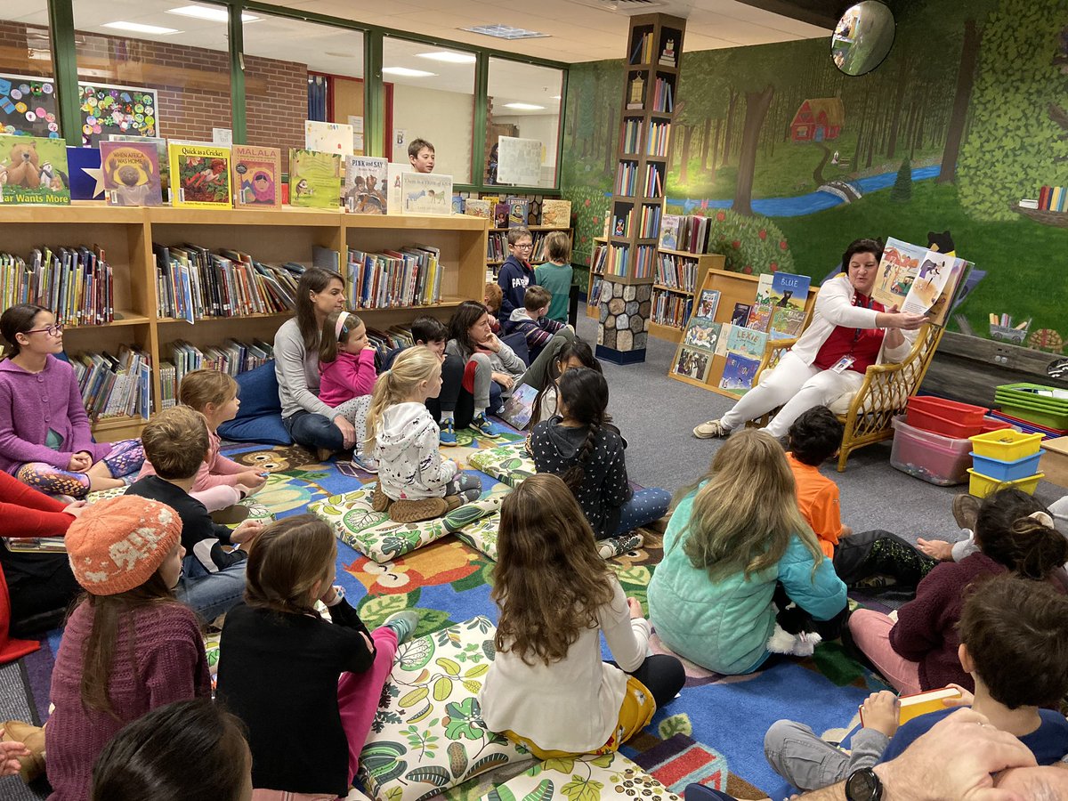 braeburnlibrary's tweet photo. Braeburn students show they are “Thankful for Books”. What a great morning to celebrate all things library with books and STEM!
#hidetheturkey @BraeburnBobcats @JeffWallowitz https://t.co/cPKUpCOarz