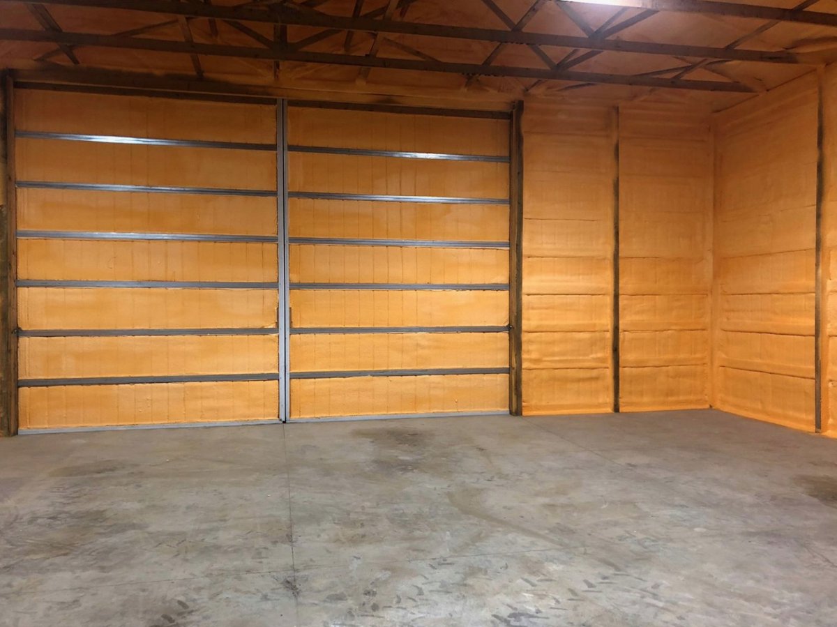 FoamGreener's tweet image. This is a Pole shed we completed the job with 2&quot; of closed cell Lapolla spray foam insulation

Thank you to our customers for the opportunity to help make your pole shed energy efficient for all seasons #greenersolutions #kindersley #Saskatchewan #insulation  #poleshed #lapolla