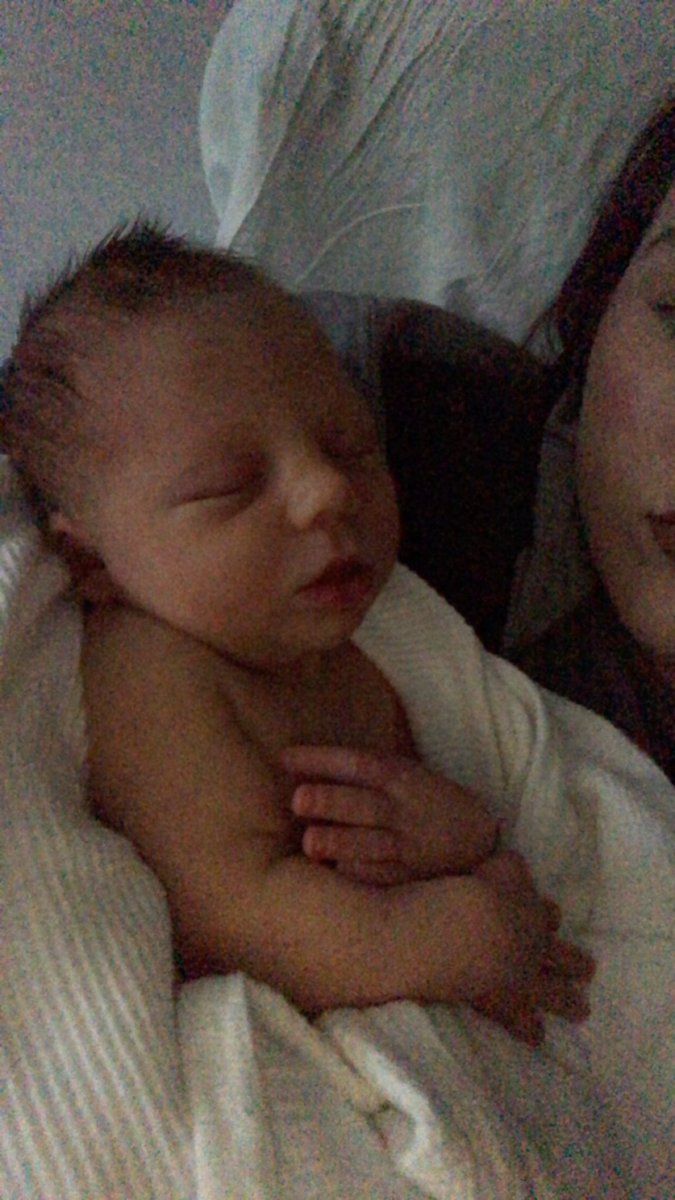 ThatIsPriceless's tweet photo. I love you as if you’re my own, I’ll always try to protect you. You melt my heart, Arrow.💗 https://t.co/pY9yqLE1Hz