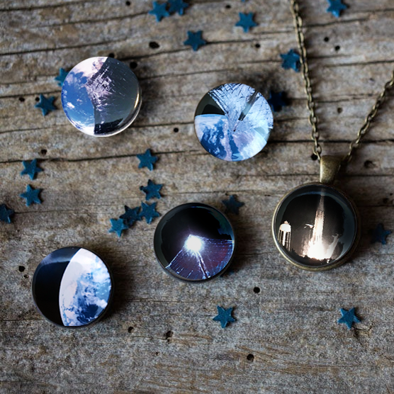 exploreplanets's tweet image. Come sail away! 

New #LightSail2 jewelry just arrived at planetary.org/store