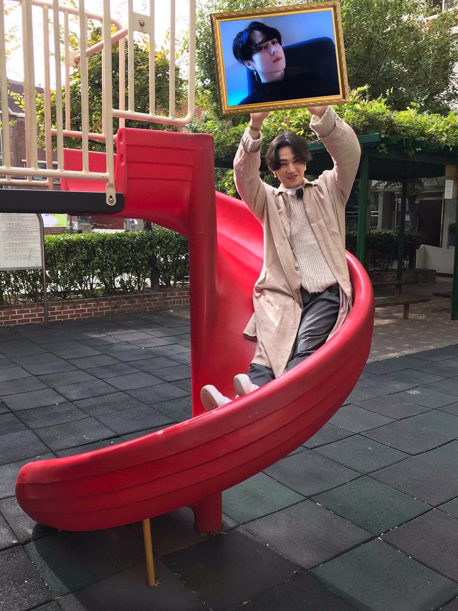 royalgyeoms's tweet photo. I think I might be too bored right now 😂
#got7 #memebeom https://t.co/BdQMDajeZG