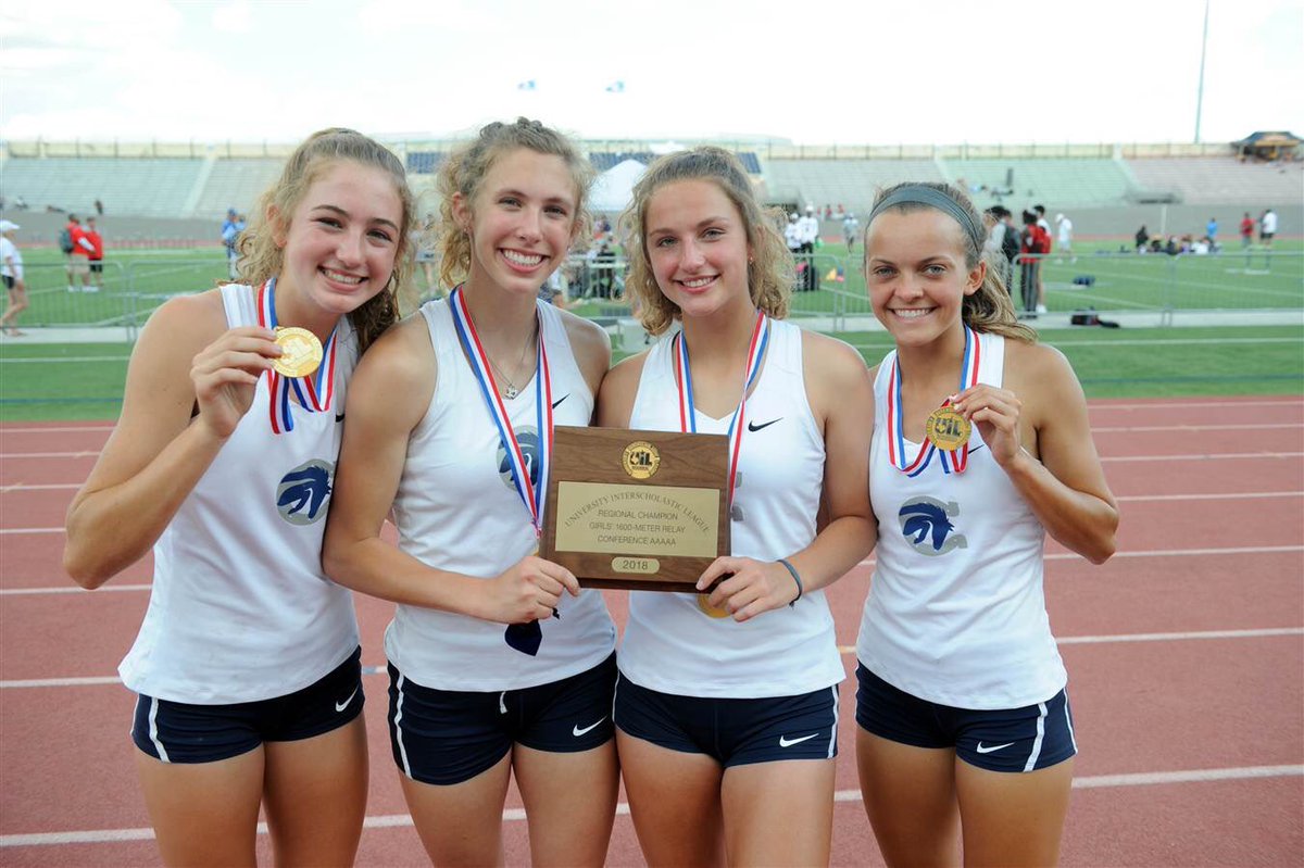 Congrats to <a href="/AshlynFulgham/">ashlyn</a> who signed with @ColumbiaWsoccer ⚽️ today! She helped us go to State in XC &amp; track in her first few years as a Champion Charger!! We are so proud of you! 💙<a href="/WeAreChampionXC/">We Are Champion XC</a> <a href="/LeechStan/">Boerne ISD Athletics</a>