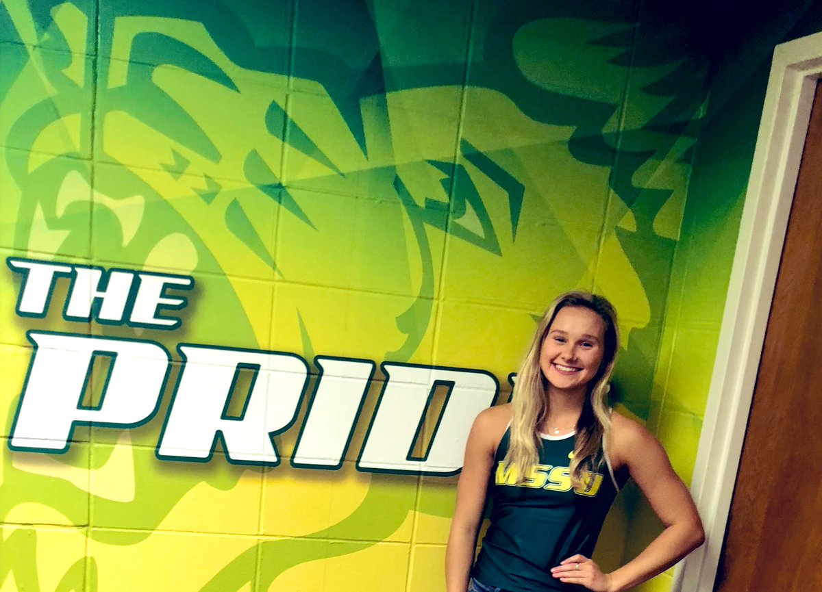 MackenzieMoring's tweet photo. Excited to announce my commitment to the MSSU track team!! Can’t wait to join such a talented group of athletes. So blessed to be able to have the opportunity train and compete under this coaching staff. Go lions 💚💛@MoSoXCTF @mososports @YJ_Nation @SheridanSHS https://t.co/zuApfVQUfk