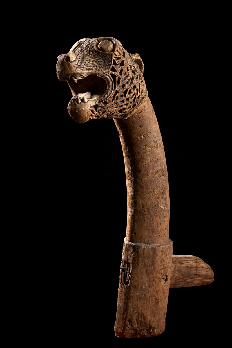 'The Academic' is the fifth & last of the animal head posts. It was located on the forward deck of the ship & not with the other four inside the burial chamber. It was also found with a rattle & rope arrangement - the rope passing close to its open mouth. http://www.unimus.no/foto/#/search?q=(akademikeren%20%22akademiske%20hode%22%20%20%22akademiske%20hodet%22)%20akademikeren