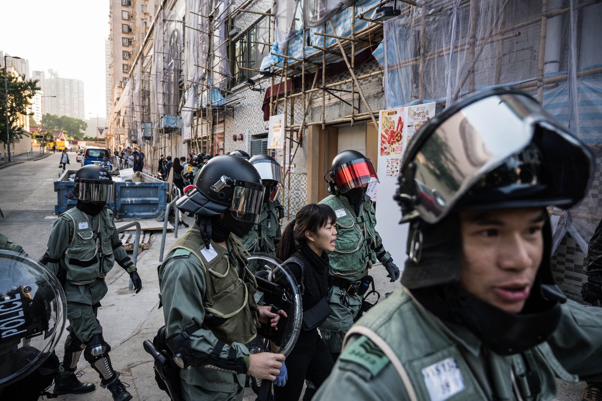 globeandmail's tweet photo. Hong Kong is my home, but I fear going back again https://t.co/fxKn2vAd5Y @GlobeDebate https://t.co/B21xr1K8DN