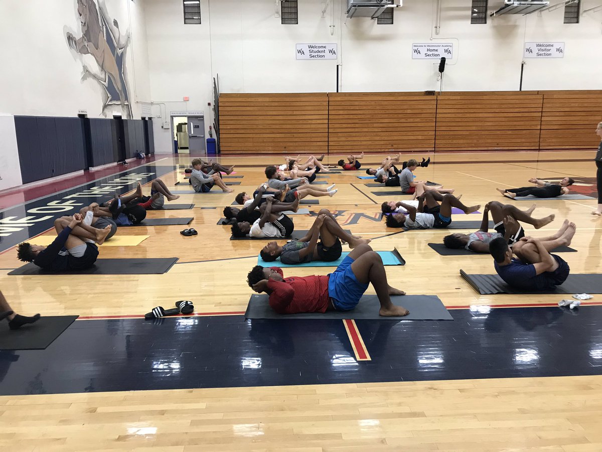 coachtommylewis's tweet photo. @wacad football preparing for Fri nite’s region semi-final vs. MHHS 7pm home #RecoveryStretch #IceBaths #AVAD https://t.co/TdxxnrlrBw