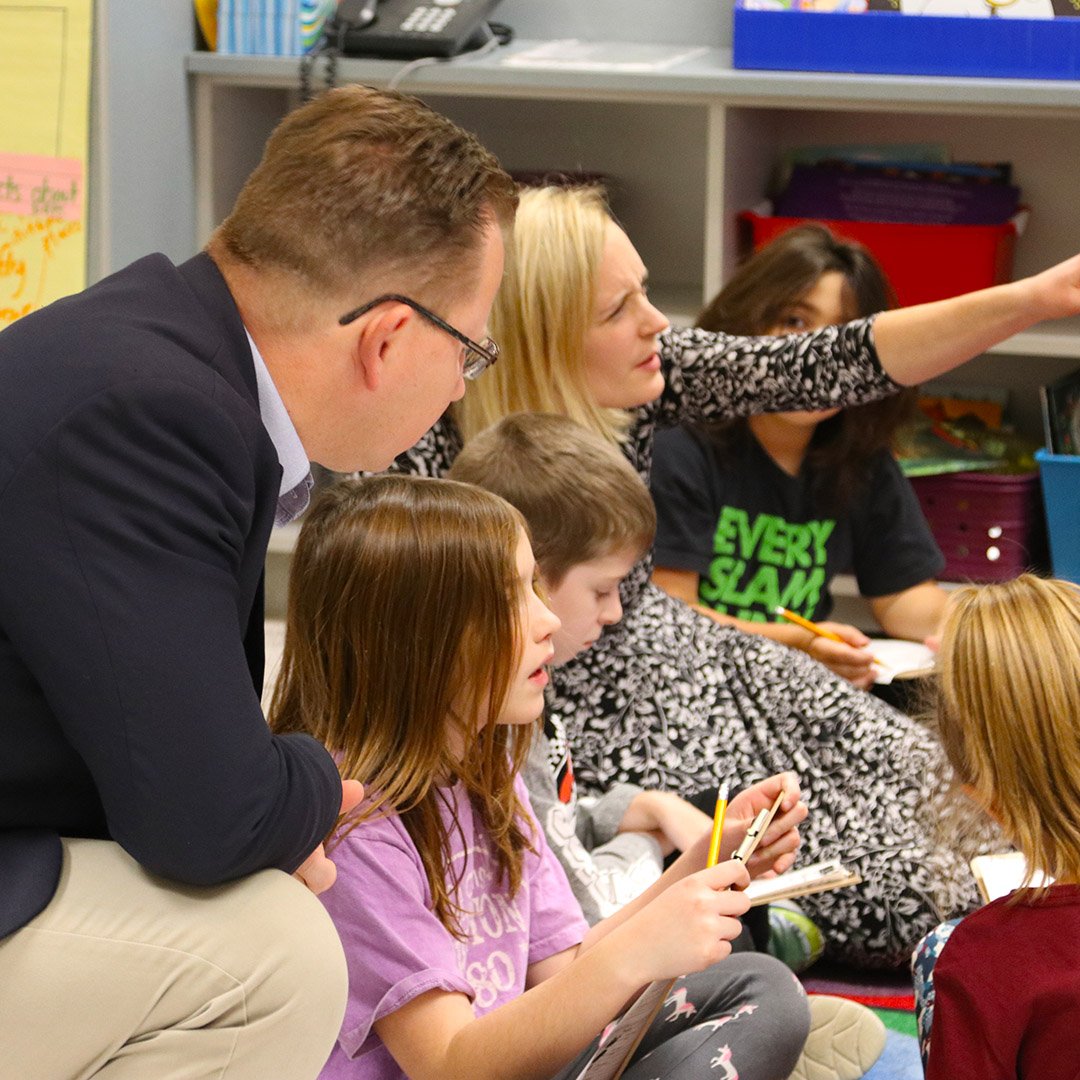 spokaneschools's tweet photo. Today, the Spanish Immersion program at the #LibbyCenter welcomed @chrisreykdal from @waOSPI to see the amazing work the staff is doing. He also offered teachers support as they continue to grow and identify ways to support all learners. 

¡Bienvenido, Superintendent Reykdal! https://t.co/DlSKVftz2i