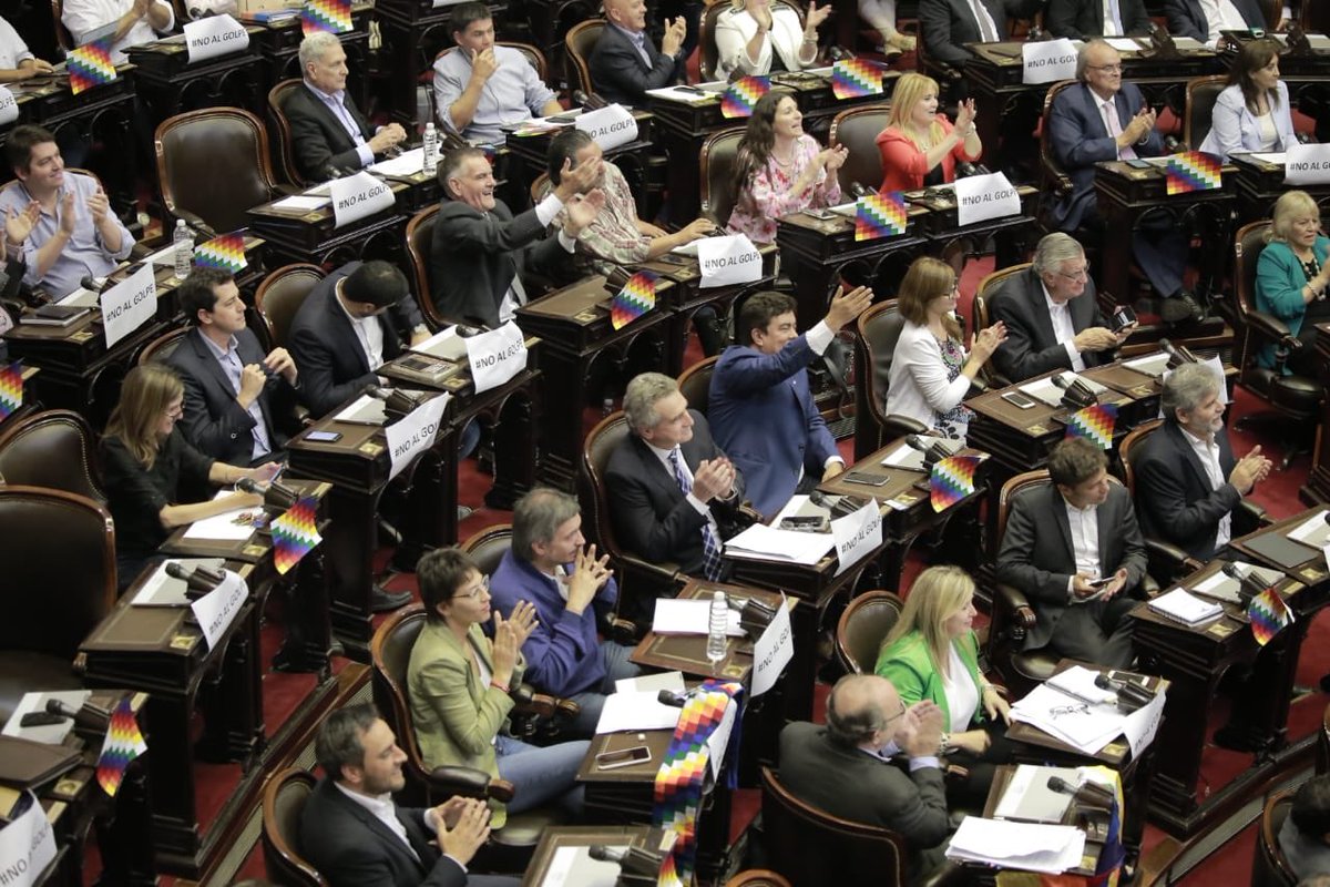 FilmusDaniel's tweet photo. 🇧🇴 Aprobamos una resolución que expresa el profundo repudio de @DiputadosAR al #GolpeDeEstado perpetrado el 10 de noviembre en el Estado Plurinacional de Bolivia, que obligó a su presisente @evoespueblo y otros/as funcionarios a renunciar a su mandato. https://t.co/ldfvaH5HbX