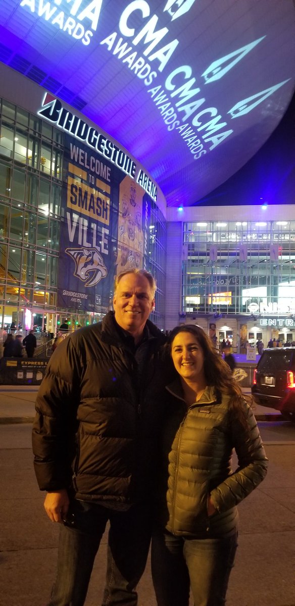 coricamRUN's tweet photo. Nothing like taking a spontaneous trip to Nashville for the CMA Awards! #CMAawards https://t.co/2rU7QWE58Z