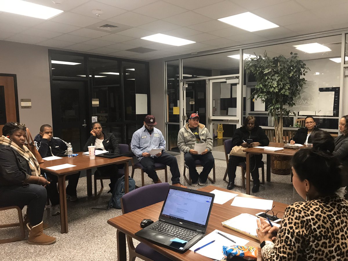 HMS PTA meeting is in full swing thank parents for investing in your child’s education. <a href="/HumbleISD_HMS/">Humble Middle School</a>