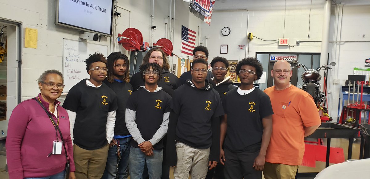 I was so impressed by the dedication of the students and staff of the Automotive Technology class.  Mr. Porter and Ms. Barnes are so committed and passionate. The auto lab is outstanding! @HeightsCTE.