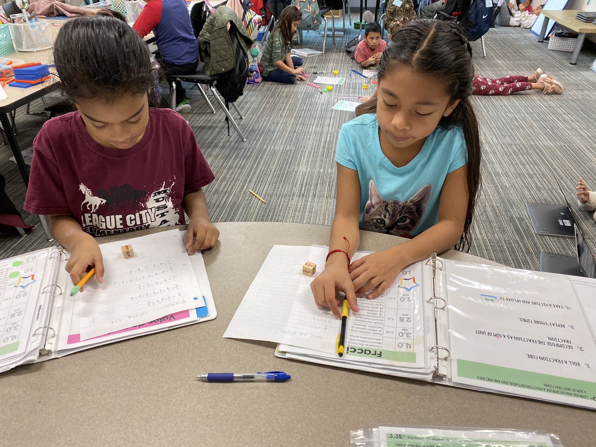 ElizabethRasch5's tweet photo. Playdough and dice to help us reach our fraction goals. #LCE_Mustangs https://t.co/NWXtNEYNEF