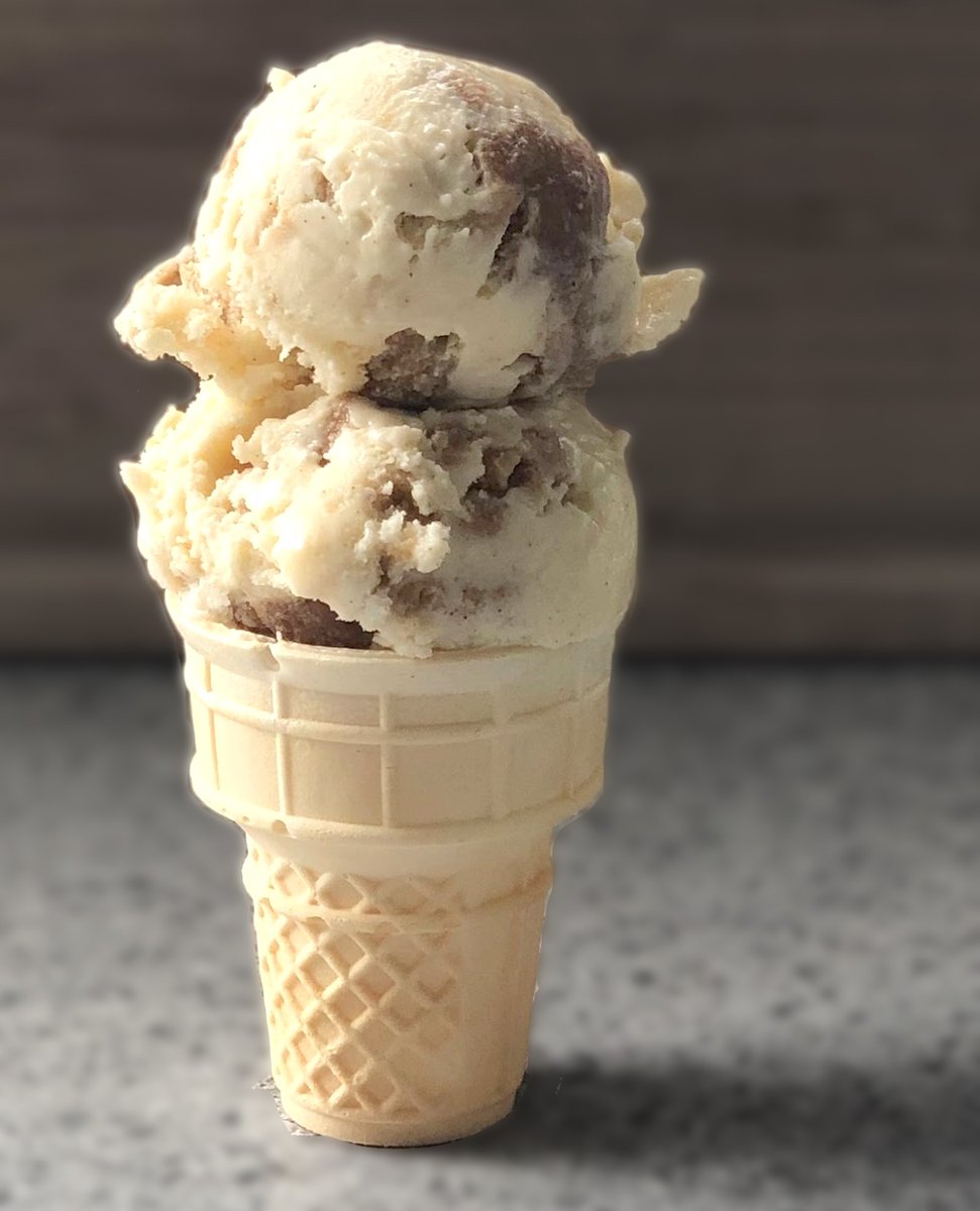 Apple Pie ice cream - also great on cones. 🍎 🥧 🍦

#applepieicecream #pollyandgrant #eatlocal #nzmade #artisanicecream #wellingtonicecream #eeeats