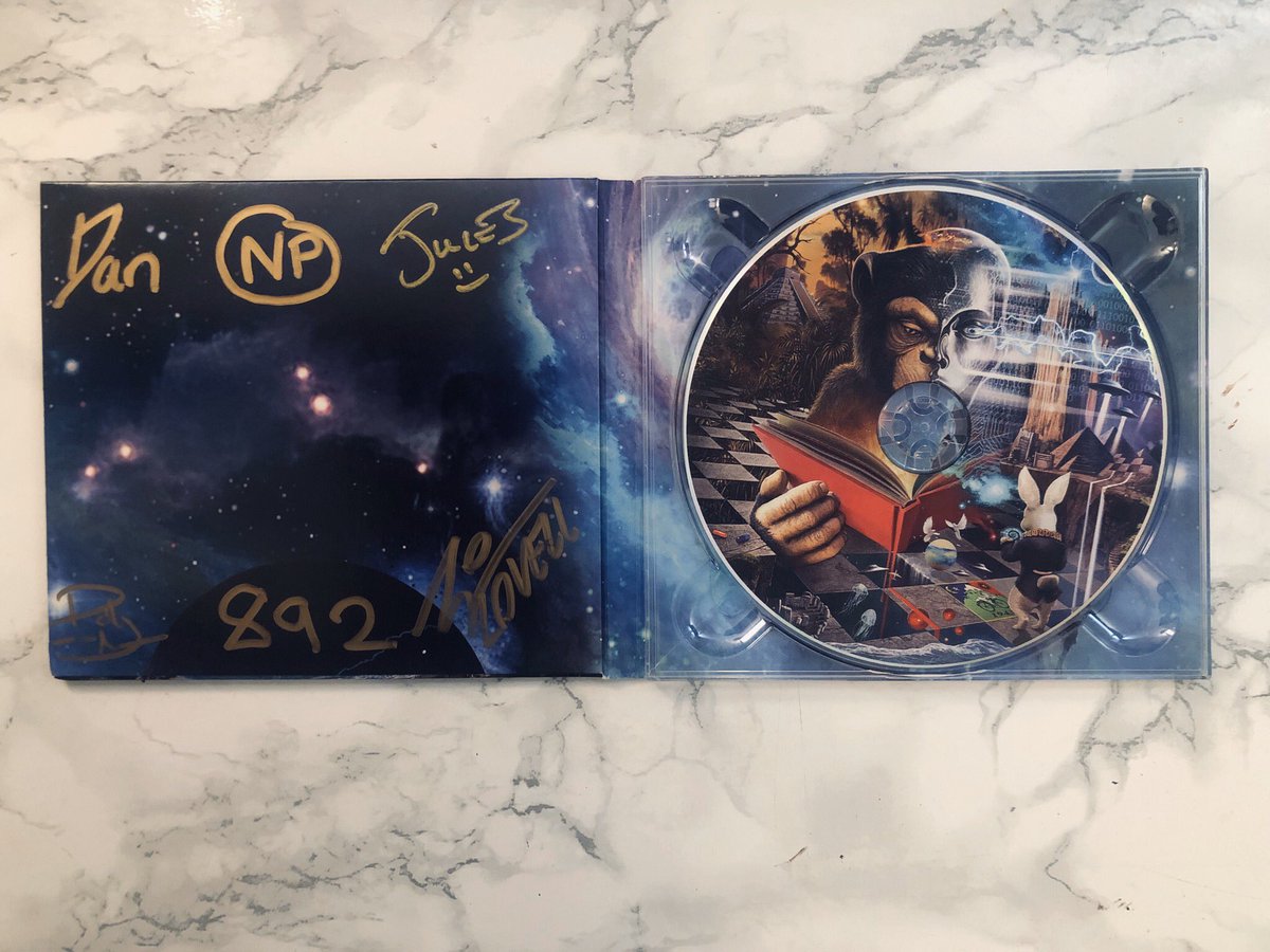 CEE_X0's tweet image. Got this in the mail today! 😍 @Neptune_Project 💕